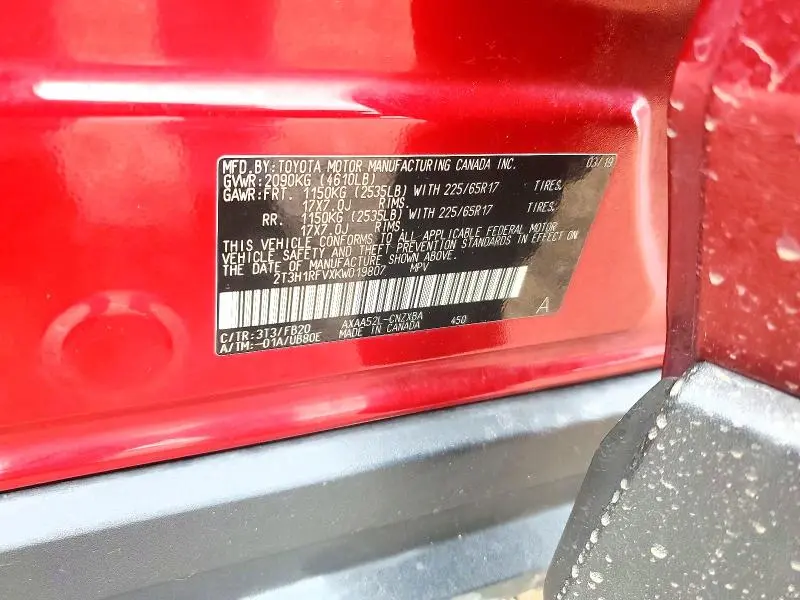 2019 TOYOTA RAV4 LE  