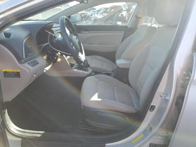 2018 HYUNDAI ELANTRA SE  