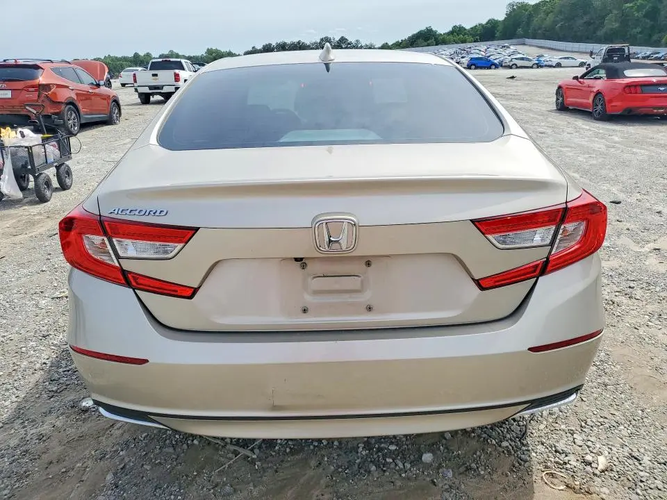 2019 HONDA ACCORD LX  