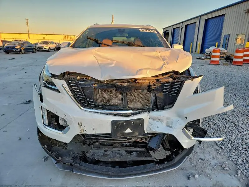 2020 CADILLAC XT5   