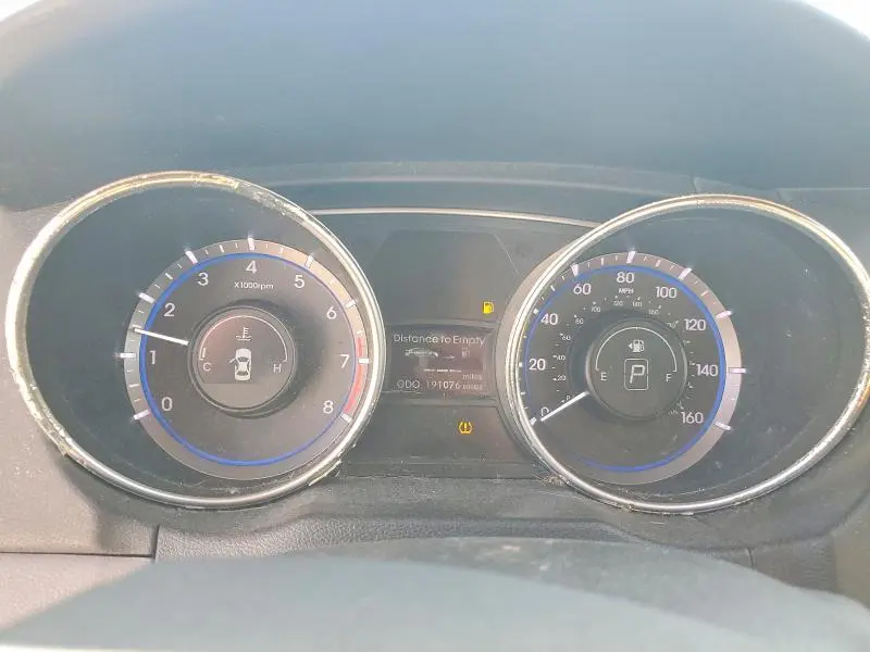 2011 HYUNDAI SONATA GLS  