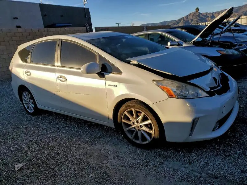 2014 TOYOTA PRIUS V   