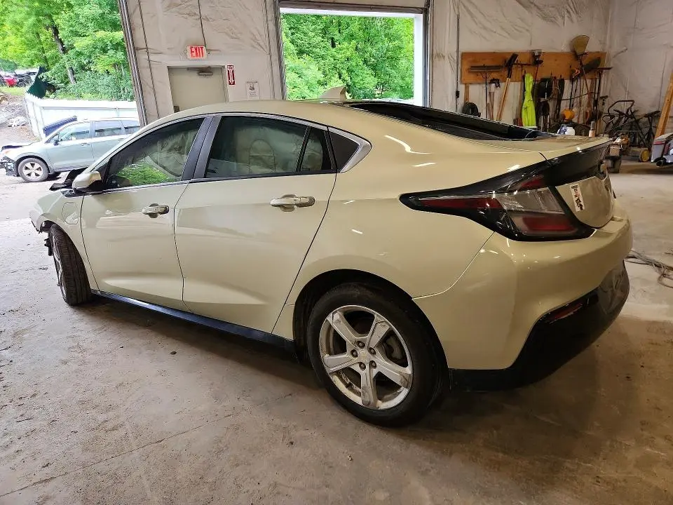 2017 CHEVROLET VOLT LT  