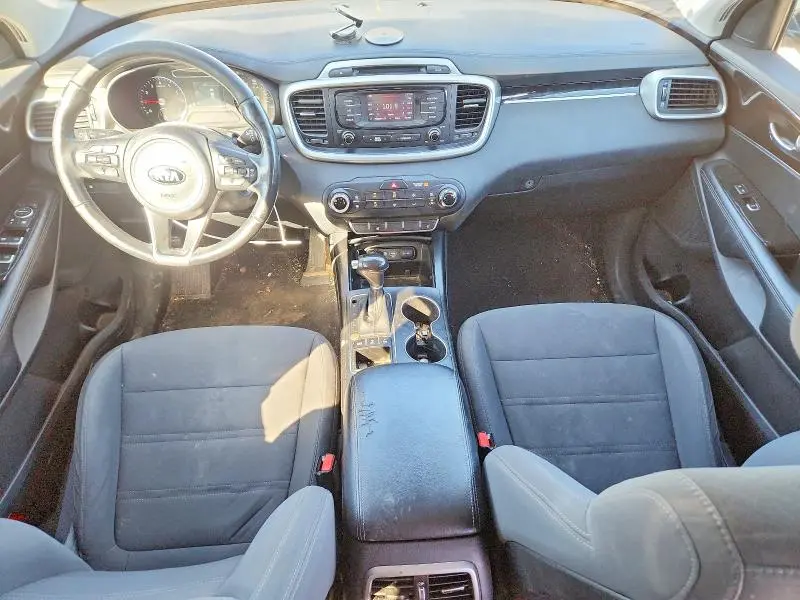2016 KIA SORENTO LX V6  