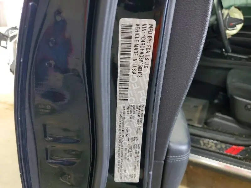 2023 DODGE DURANGO SXT  