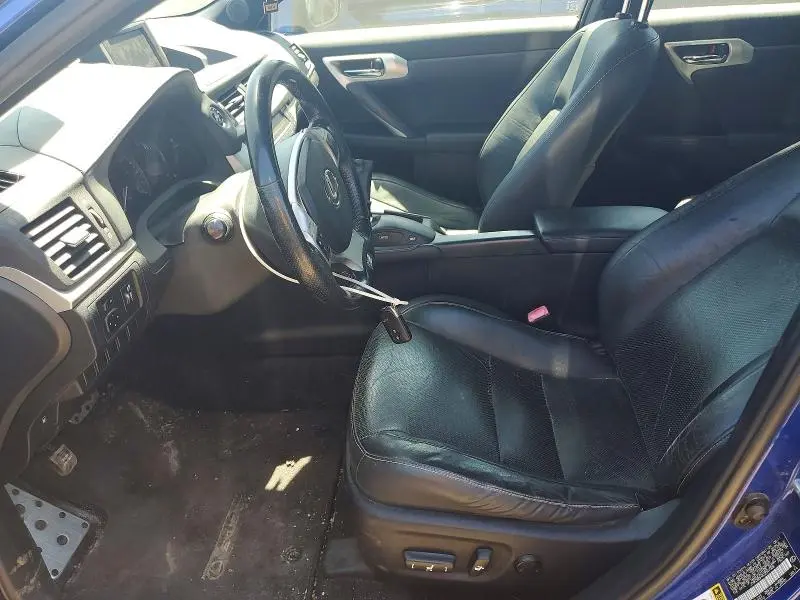 2012 LEXUS CT 200  