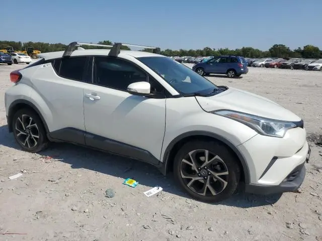 2018 TOYOTA C-HR XLE