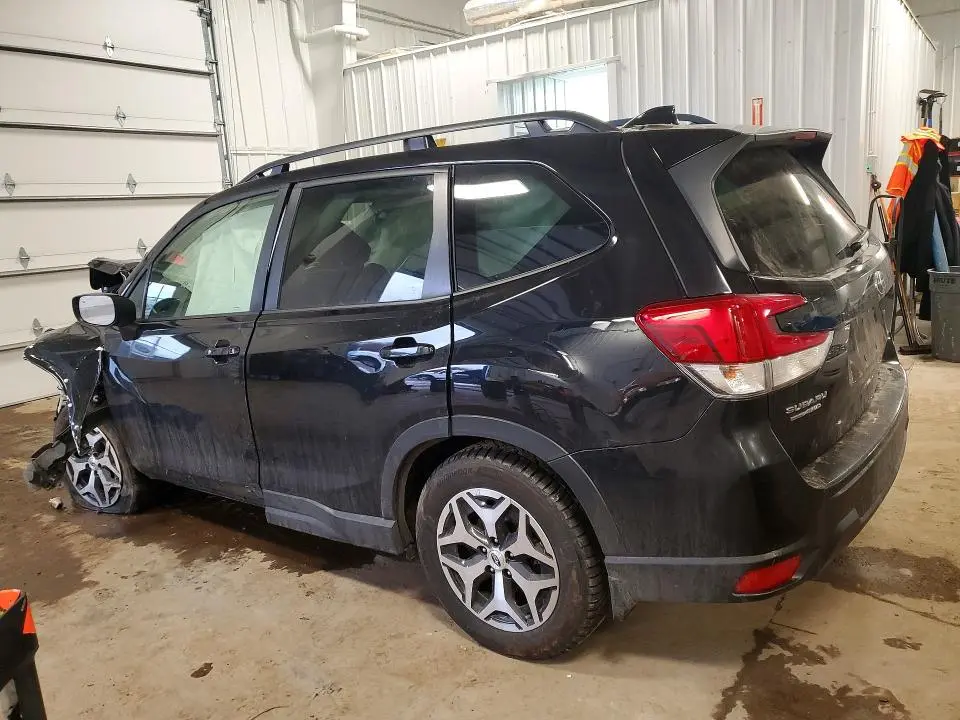 2024 SUBARU FORESTER PREMIUM  