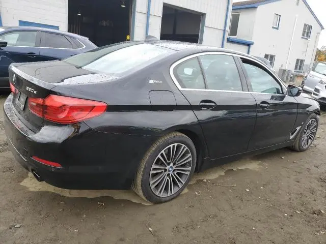 2019 BMW 530XE   