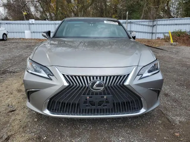 2021 LEXUS ES 250  