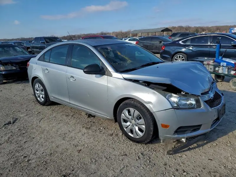 2013 CHEVROLET CRUZE LS  