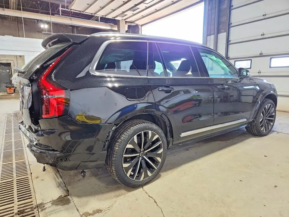 2026 VOLVO XC90 PLUS  