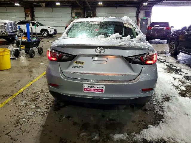 2019 TOYOTA YARIS LE  