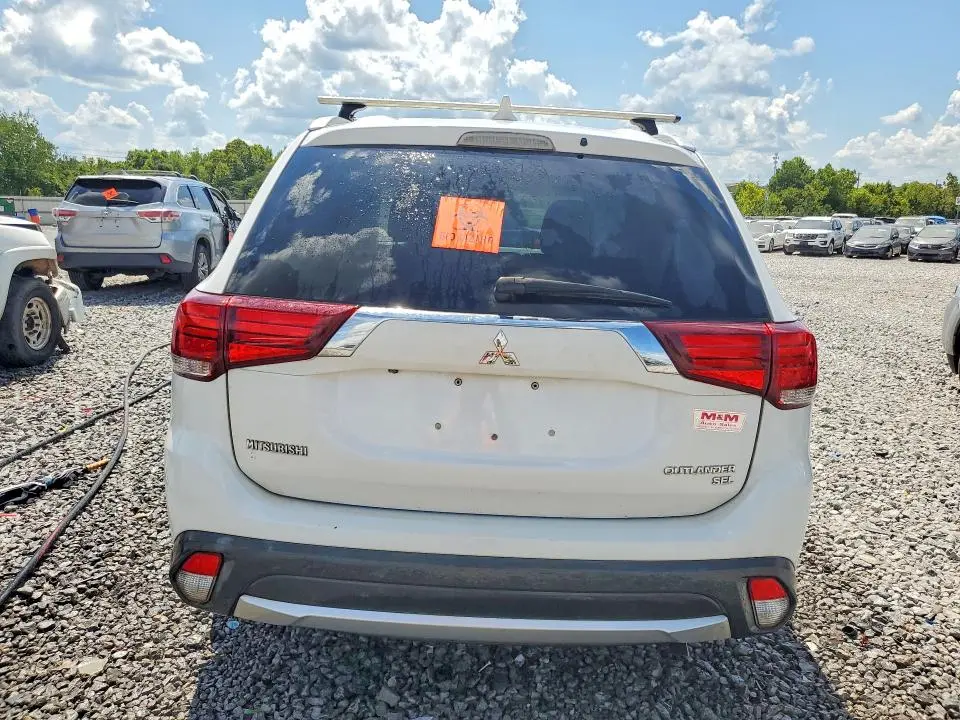 2017 MITSUBISHI OUTLANDER SE  