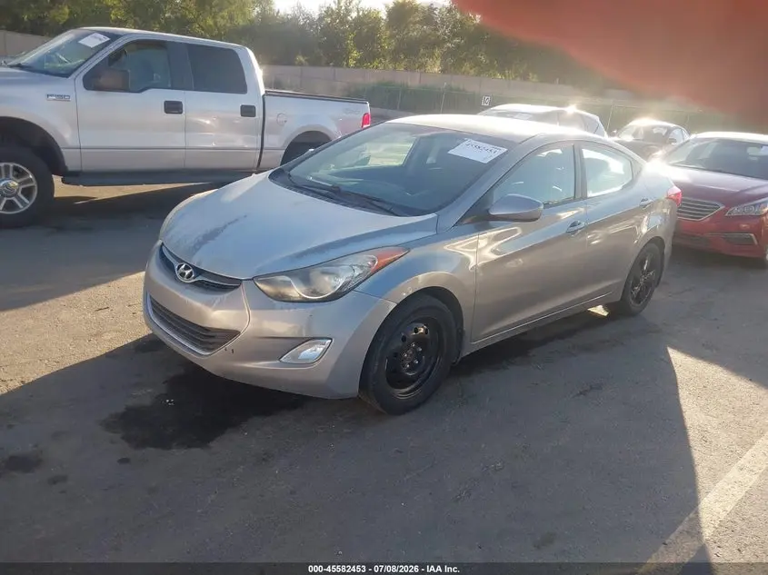 2013 HYUNDAI ELANTRA GLS