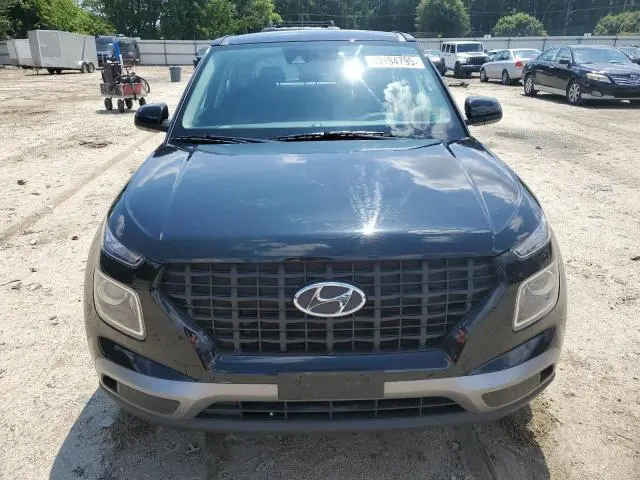 2022 HYUNDAI VENUE SE  