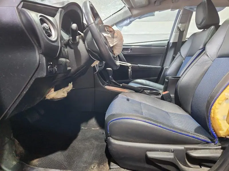2017 TOYOTA COROLLA SE  
