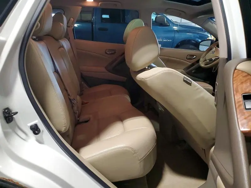 2011 NISSAN MURANO S  