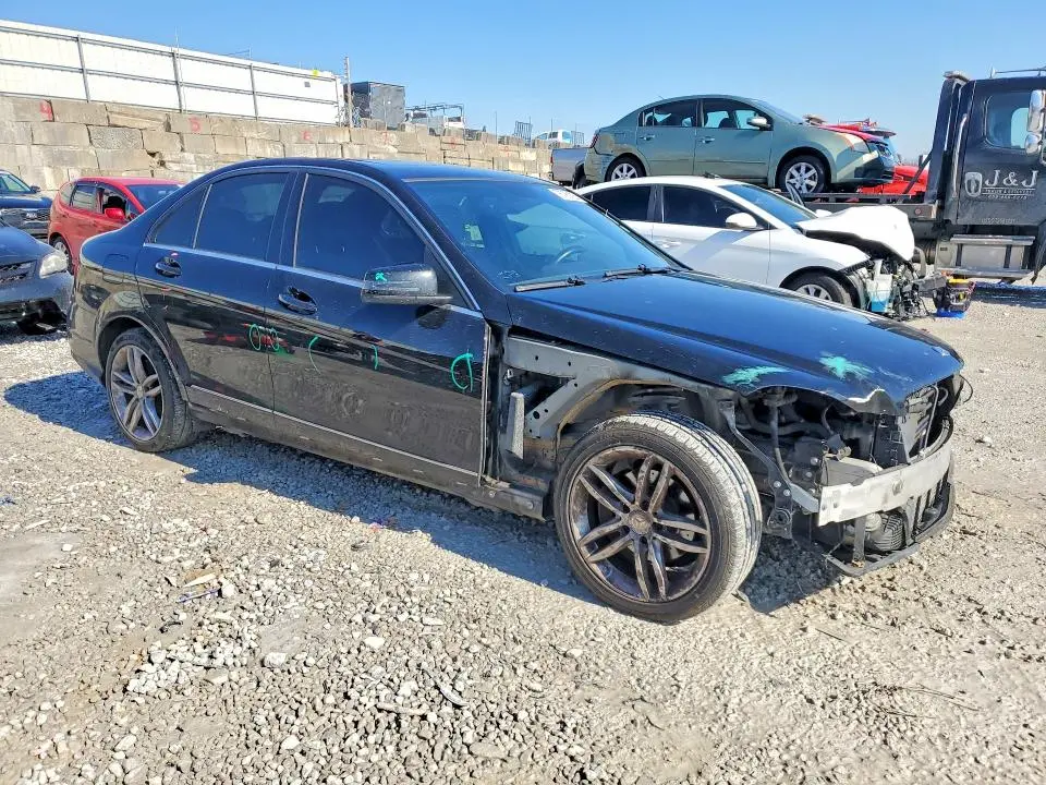 2013 MERCEDES-BENZ C 250  