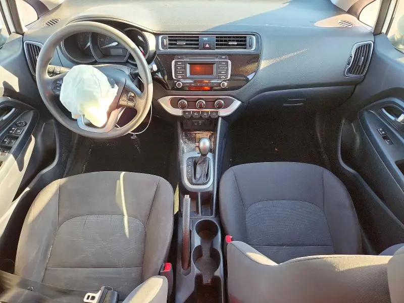 2016 KIA RIO LX  