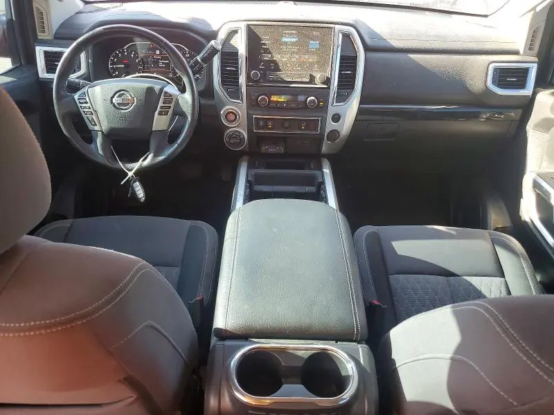 2021 NISSAN TITAN SV  