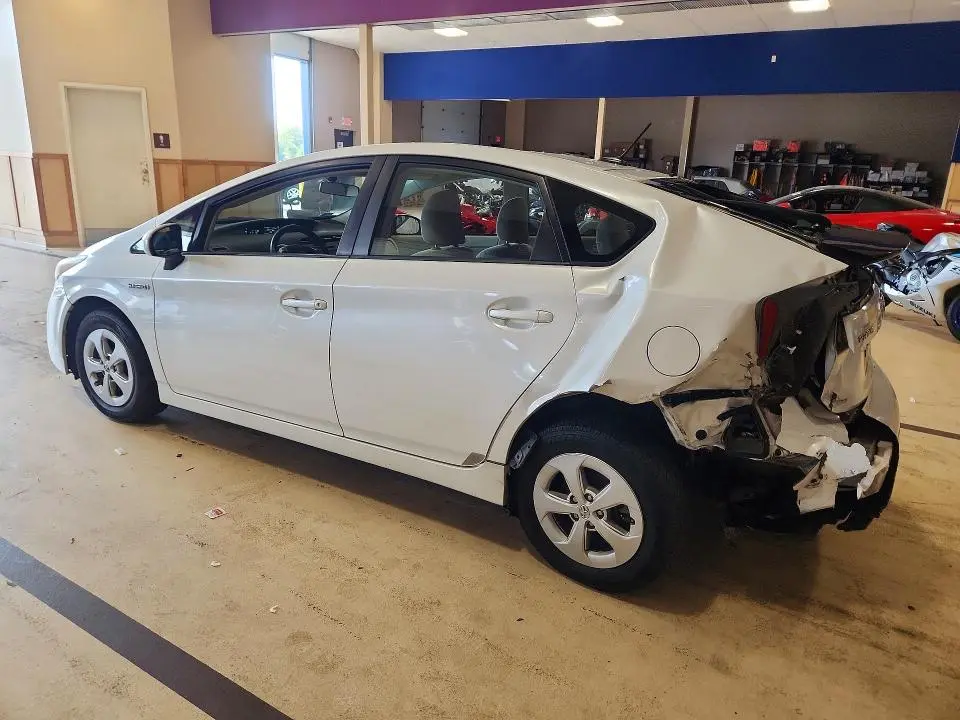2011 TOYOTA PRIUS TWO  