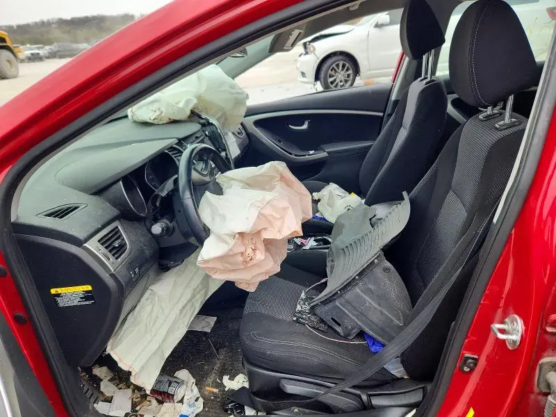 2013 HYUNDAI ELANTRA GT BASE  