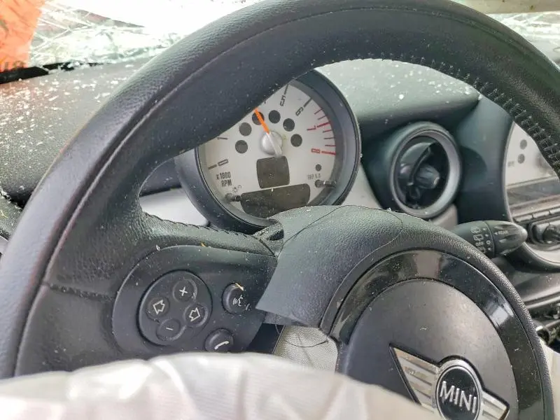 2013 MINI COOPER   