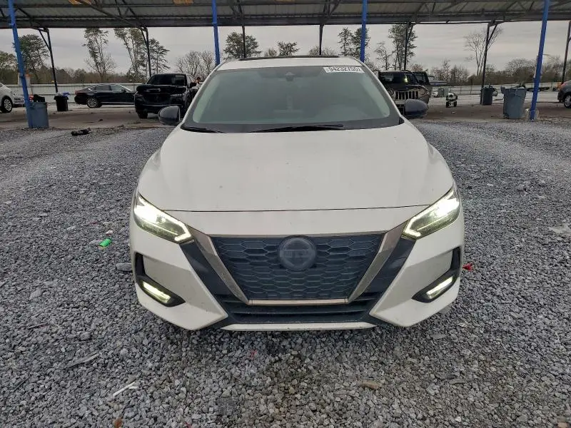 2021 NISSAN SENTRA SR  