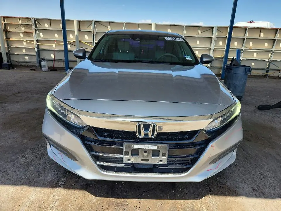 2018 HONDA ACCORD LX  