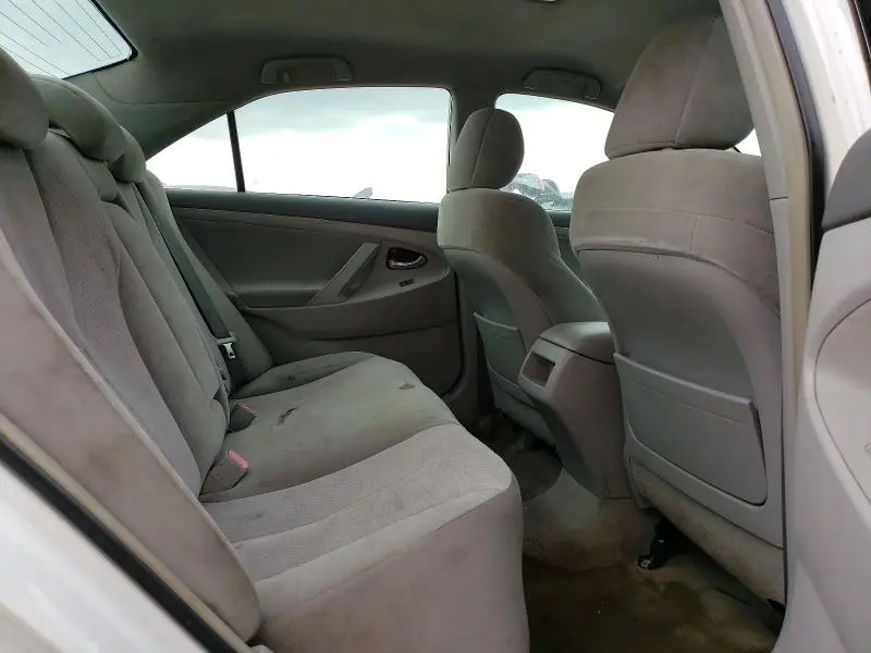 2010 TOYOTA CAMRY BASE  