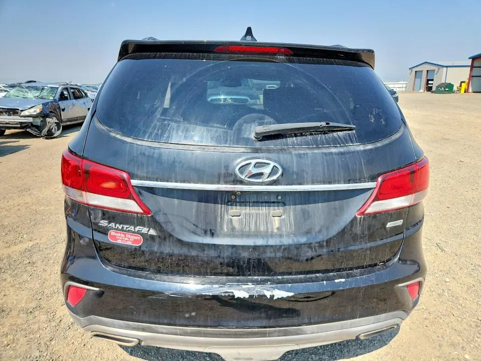 2017 HYUNDAI SANTA FE SE  
