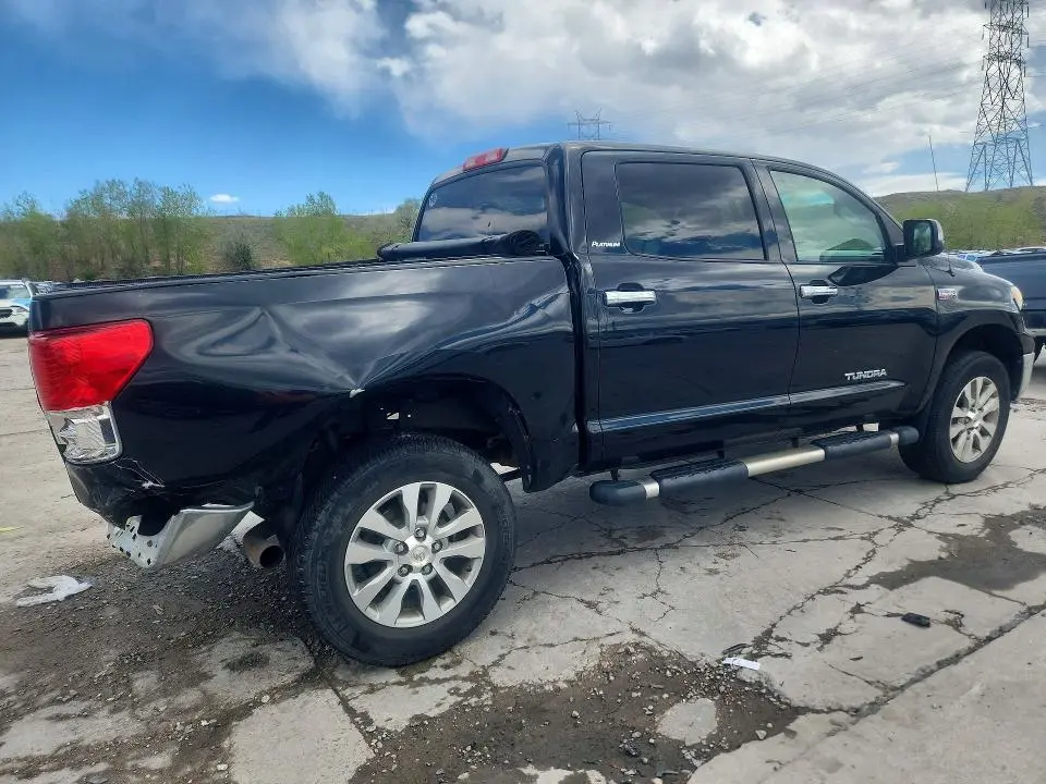 2013 TOYOTA TUNDRA PLATINUM  