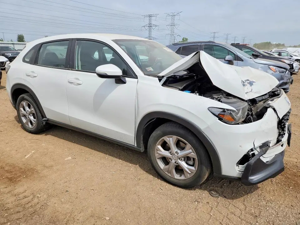 2024 HONDA HR-V LX  