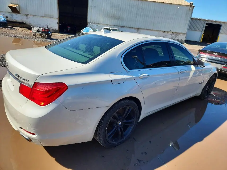 2010 BMW 750 I XDRIVE  