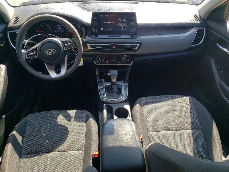 2021 KIA SELTOS LX  