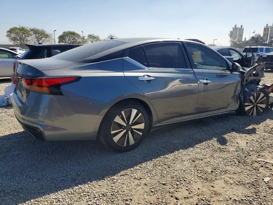 2021 NISSAN ALTIMA 2.5 SV  