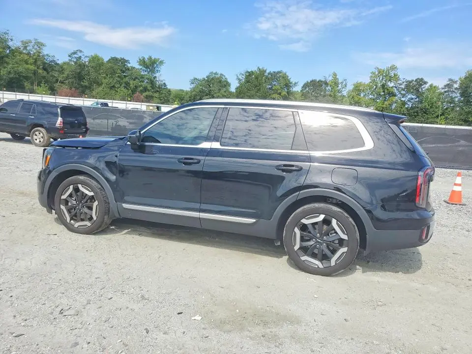 2024 KIA TELLURIDE EX  
