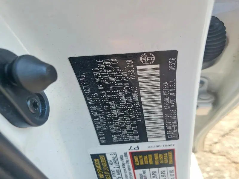 2015 TOYOTA CAMRY SE  