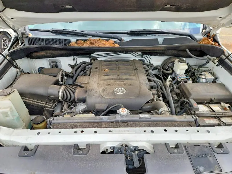 2018 TOYOTA TUNDRA CREWMAX SR5  