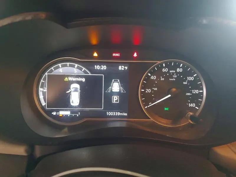 2021 NISSAN VERSA SV  