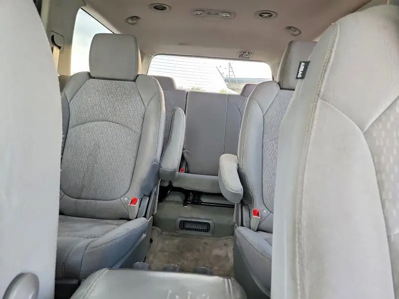 2015 GMC ACADIA SLE  