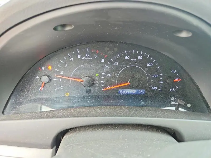 2011 TOYOTA CAMRY LE  