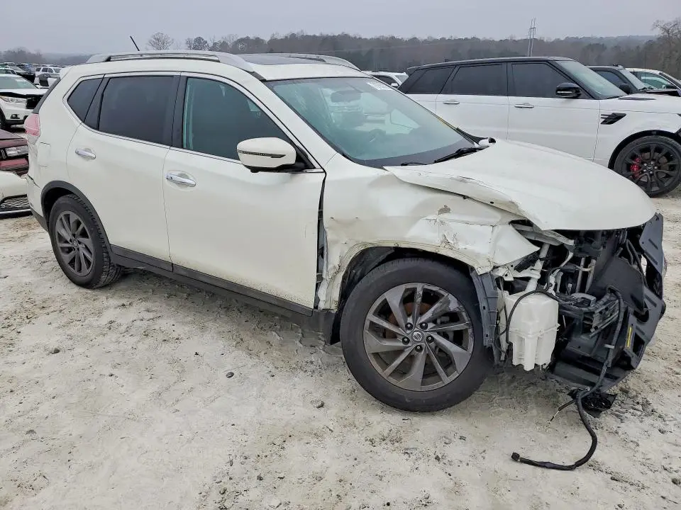 2016 NISSAN ROGUE SL  