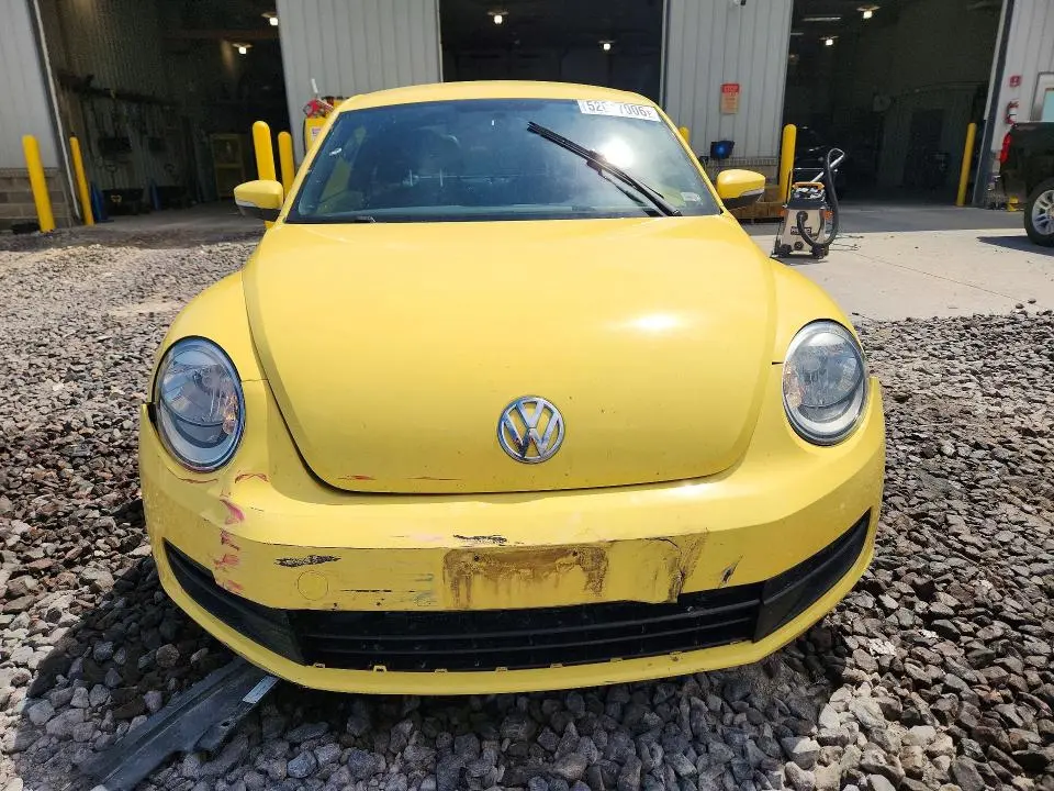 2012 VOLKSWAGEN BEETLE   