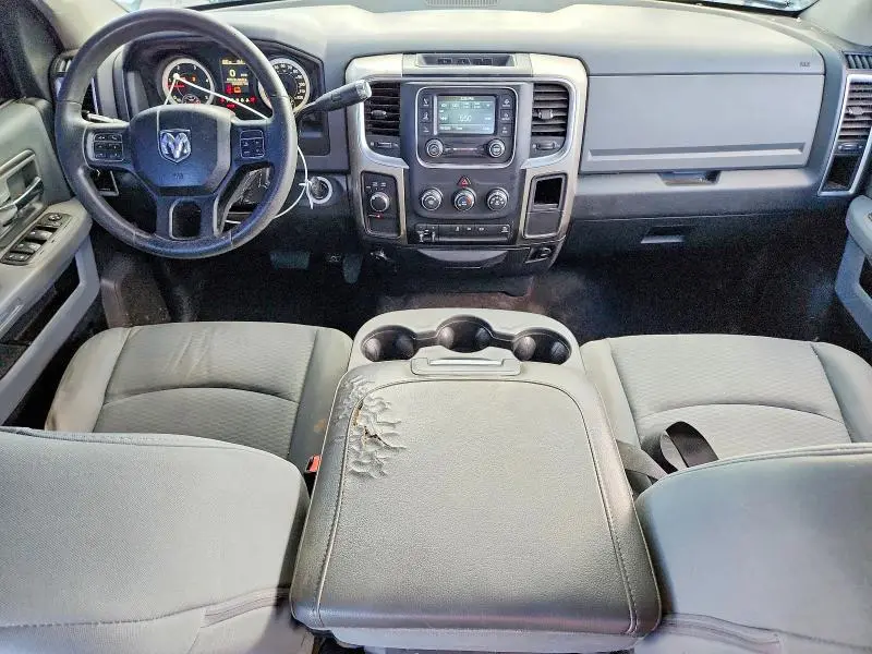 2013 RAM 2500 SLT  