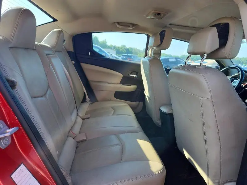 2011 DODGE AVENGER LUX  