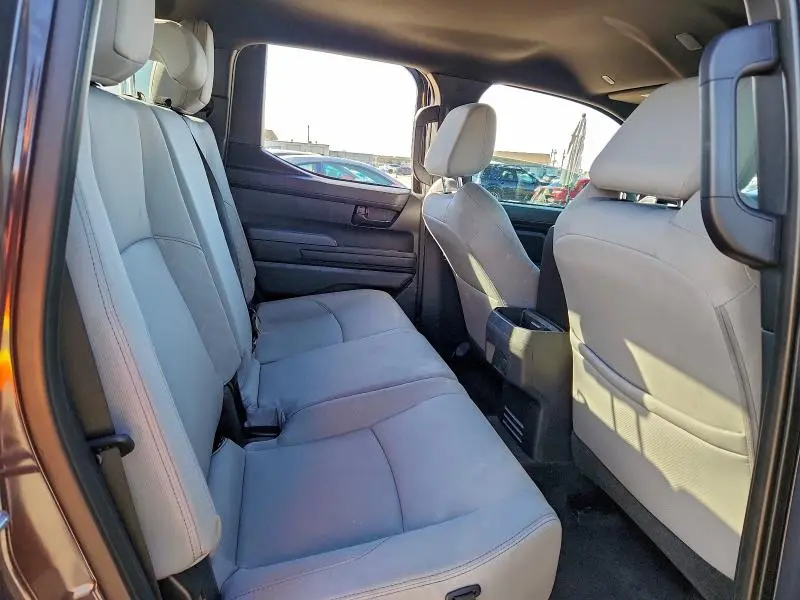 2024 TOYOTA TACOMA DOUBLE CAB  