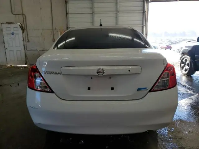 2013 NISSAN VERSA S  