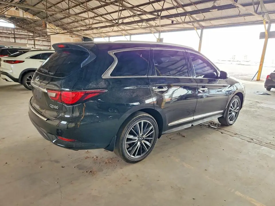 2019 INFINITI QX60 LUXE  